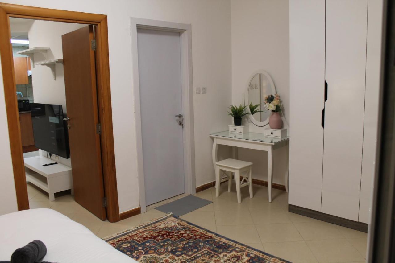 דובאי Newly Furnished Cozy 1 Bedroom Apartment Close To Jbr Beach And Metro מראה חיצוני תמונה